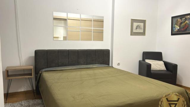 Stan, Dvosoban, Izdavanje, 50m2, Čubura, Vračar, Maksima Gorkog