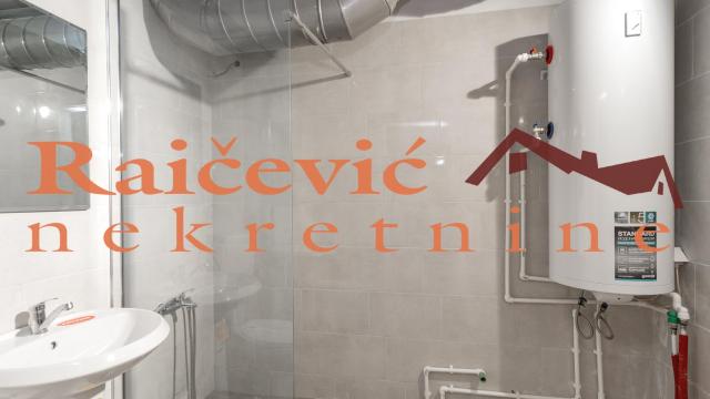 Poslovni prostor, Trosoban, Prodaja, 210m2, Centar, Stari grad, Djure Danicica