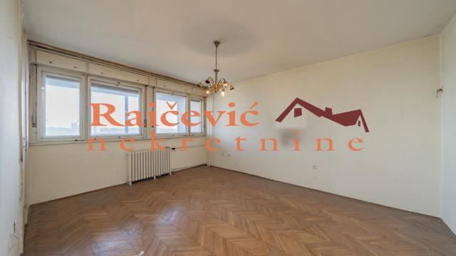 Stan, četvorosoban, Prodaja, 105m2, Blok 37, Novi Beograd, Bulevar Arsenija Carnojevica