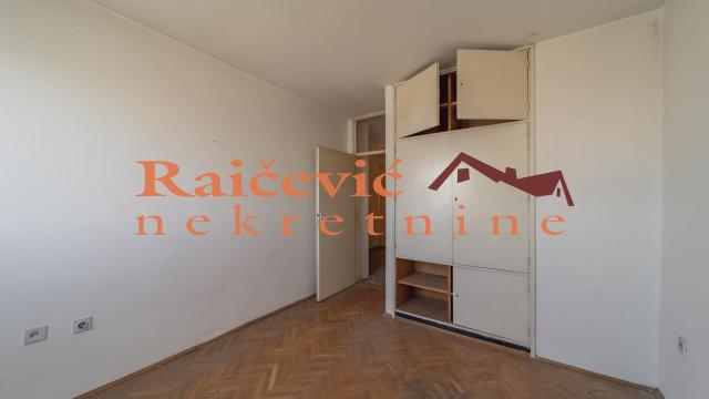 Stan, četvorosoban, Prodaja, 105m2, Blok 37, Novi Beograd, Bulevar Arsenija Carnojevica