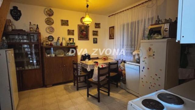 Kuća, četvorosoban, Prodaja, 76m2, Čortanovci, Okolno mesto, Indjija