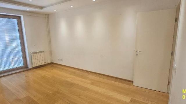 Poslovni prostor, Dvosoban, Prodaja, 148m2, Hram svetog Save, Vračar, Sokolska