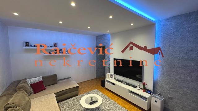 Stan, Dvoiposoban, Prodaja, 67m2, Konjarnik, Voždovac, Olge Alkalaj