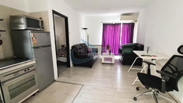 Stan, Dvosoban, Izdavanje, 42m2, Dom omladine, Stari grad, Kosovska