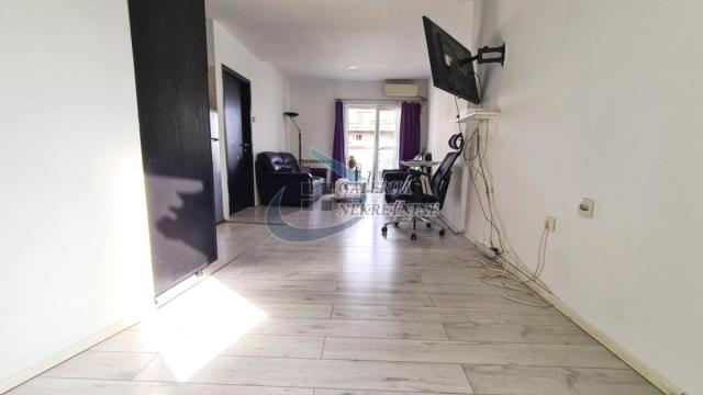 Stan, Dvosoban, Izdavanje, 42m2, Dom omladine, Stari grad, Kosovska