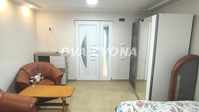 Kuća, Trosoban, Prodaja, 56m2, Novi Bečej