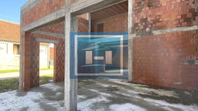 Kuća, Prodaja, 200m2, Potočac, Okolno mesto, Paraćin