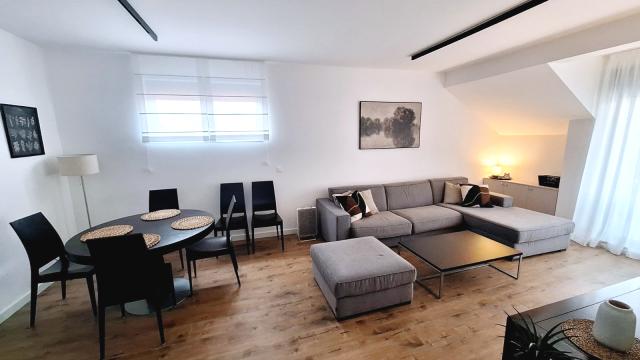 Stan, Trosoban, Izdavanje, 77m2, Koste Jovanovića