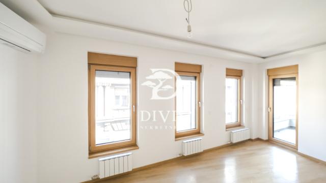 Stan, Trosoban, Prodaja, 73m2, Dubljanska