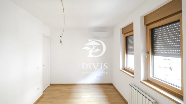 Stan, Trosoban, Prodaja, 73m2, Dubljanska