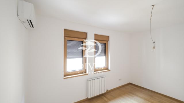 Stan, Trosoban, Prodaja, 73m2, Dubljanska