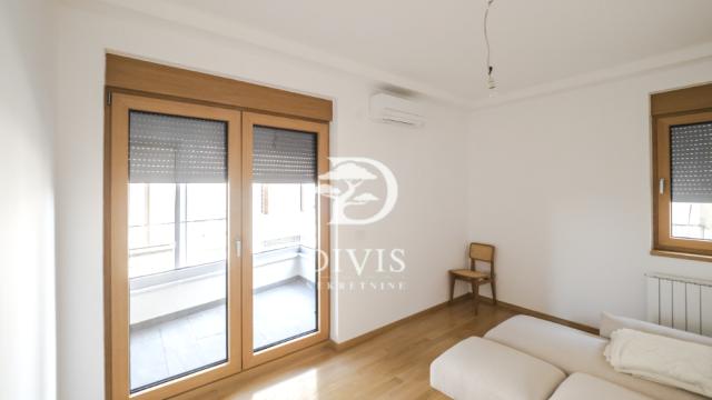 Stan, Trosoban, Prodaja, 73m2, Dubljanska