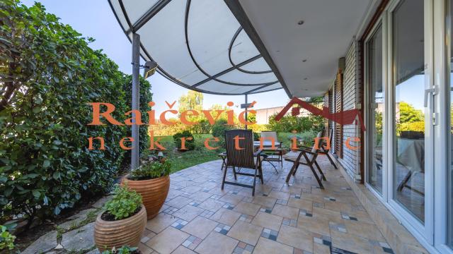 Stan, Troiposoban, Prodaja, 75m2, Senjak, Savski venac, Simiceva