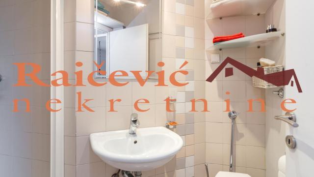 Stan, Troiposoban, Prodaja, 75m2, Senjak, Savski venac, Simiceva