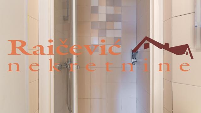 Stan, Troiposoban, Prodaja, 75m2, Senjak, Savski venac, Simiceva