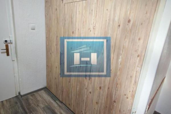 izdavanje, stanova,
centar-grad-paracin, 983581, dvoiposoban