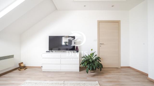 Stan, četvorosoban, Prodaja, 82m2, Maksima Gorkog