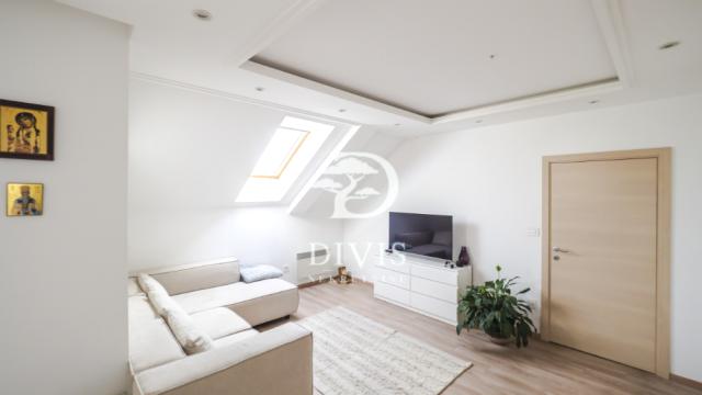 Stan, četvorosoban, Prodaja, 82m2, Maksima Gorkog