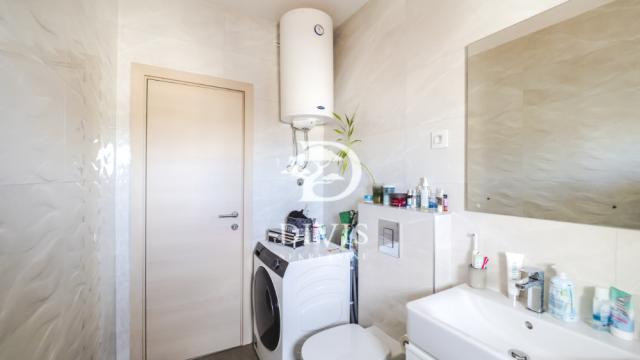 Stan, četvorosoban, Prodaja, 82m2, Maksima Gorkog