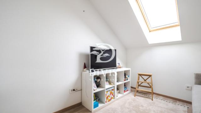 Stan, četvorosoban, Prodaja, 82m2, Maksima Gorkog