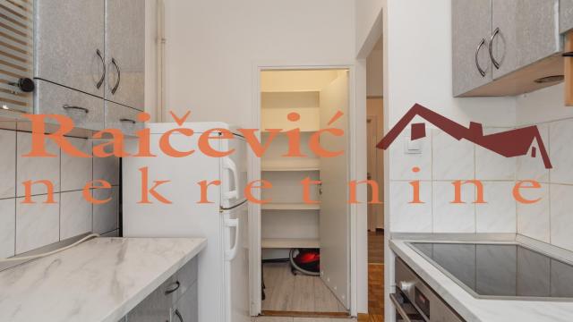 Stan, Troiposoban, Prodaja, 84m2, Bežanijska kosa 1, Novi Beograd, Marka Celebonovica