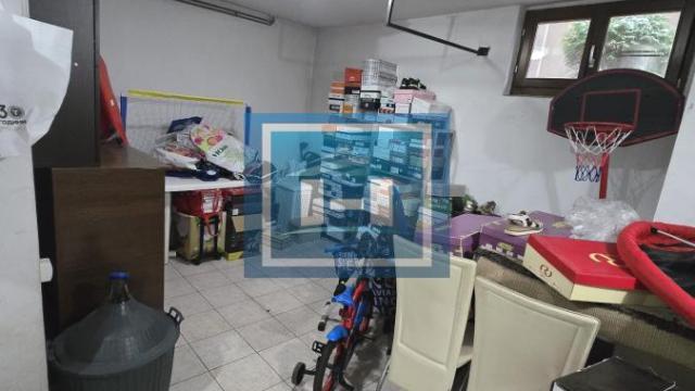 Kuća, Prodaja, 370m2, Vranje