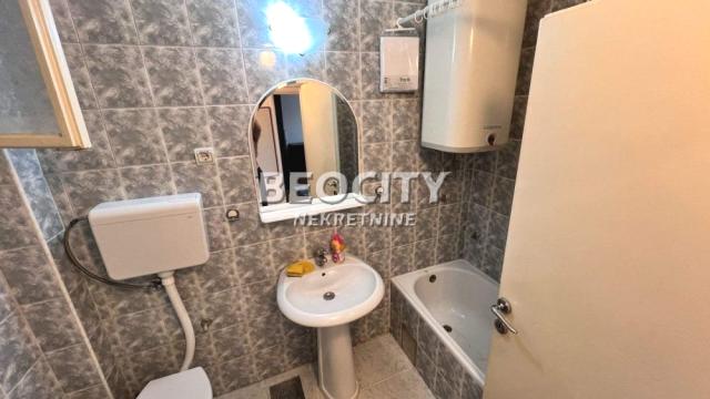 Stan, Dvosoban, Izdavanje, 60m2, Kej, Zemun, Karađorđev trg