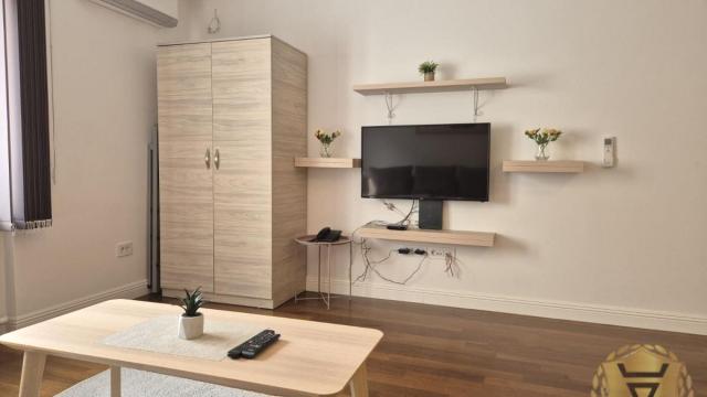 Stan, Dvosoban, Izdavanje, 45m2, Hram svetog Save, Vračar, Dubljanska