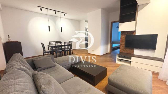 Stan, Troiposoban, Prodaja, 77m2, Jove Ilića