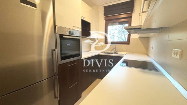 Stan, Troiposoban, Prodaja, 77m2, Jove Ilića