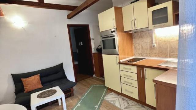 Stan, Jednoiposoban, Izdavanje, 32m2, Konjarnik, Voždovac, Mihaila Todorovića