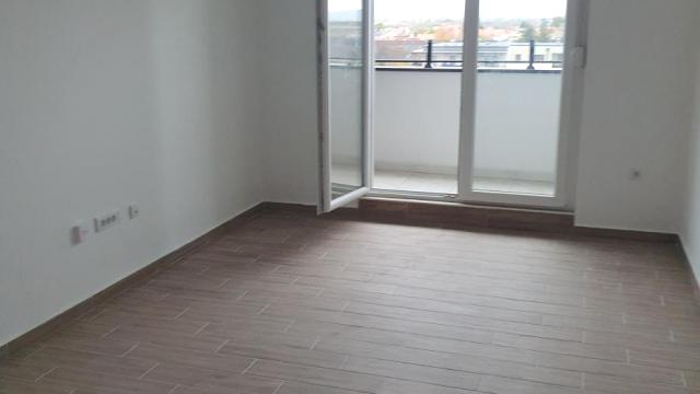 Stan, Dvosoban, Prodaja, 47m2, Ruma