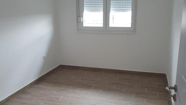 Stan, Dvosoban, Prodaja, 47m2, Ruma