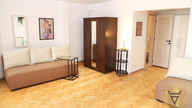 Stan, Dvosoban, Izdavanje, 100m2, Skadarlija, Stari grad, Skadarska