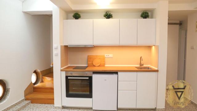 Stan, Dvosoban, Izdavanje, 100m2, Skadarlija, Stari grad, Skadarska