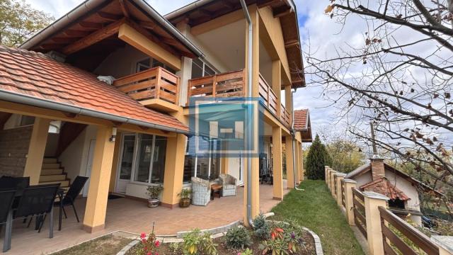 Kuća, Prodaja, 220m2, Djurdjevo brdo, Gradska lokacija, Jagodina