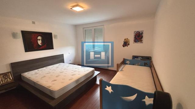 Kuća, Prodaja, 220m2, Djurdjevo brdo, Gradska lokacija, Jagodina