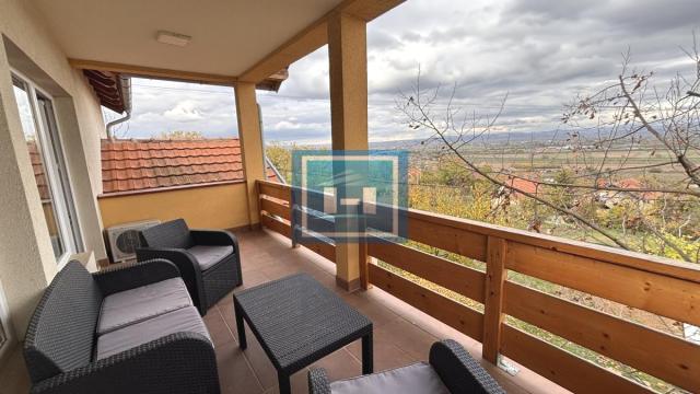 Kuća, Prodaja, 220m2, Djurdjevo brdo, Gradska lokacija, Jagodina