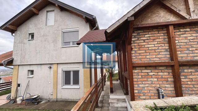 Kuća, Prodaja, 220m2, Djurdjevo brdo, Gradska lokacija, Jagodina