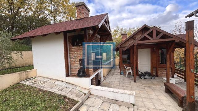 Kuća, Prodaja, 220m2, Djurdjevo brdo, Gradska lokacija, Jagodina