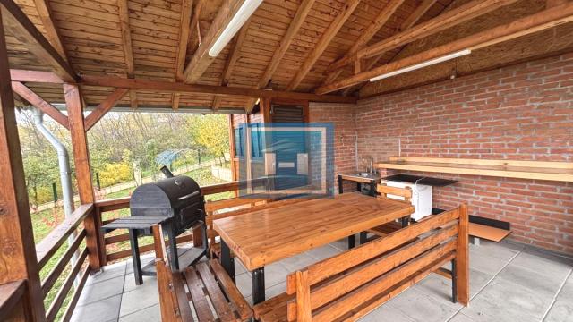 Kuća, Prodaja, 220m2, Djurdjevo brdo, Gradska lokacija, Jagodina