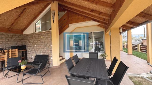 Kuća, Prodaja, 220m2, Djurdjevo brdo, Gradska lokacija, Jagodina