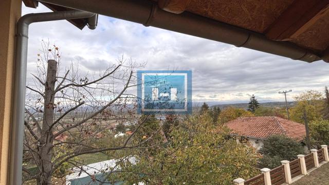 Kuća, Prodaja, 220m2, Djurdjevo brdo, Gradska lokacija, Jagodina