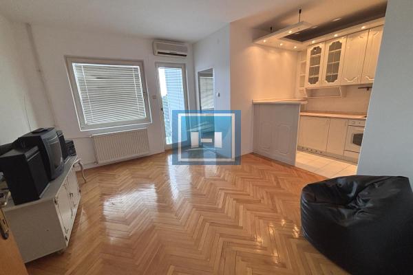 izdavanje, stanova,
sarina-medja-grad-jagodina, 986856, jednosoban