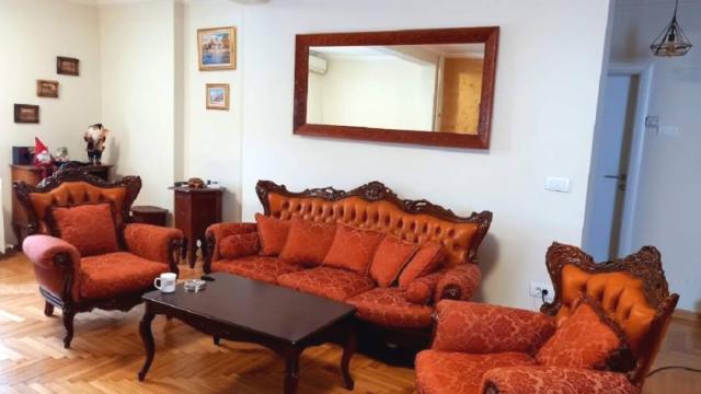 Kuća, četvorosoban, Prodaja, 395m2, Klenačka