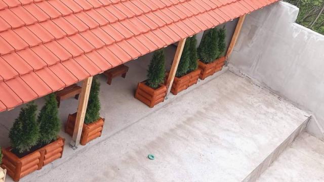 Kuća, četvorosoban, Prodaja, 395m2, Klenačka