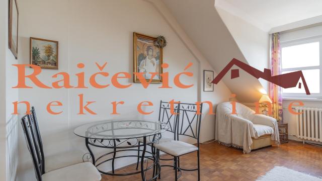 Stan, četvorosoban, Prodaja, 63m2, Bežanijska kosa 1, Novi Beograd, Ljubinke Bobic