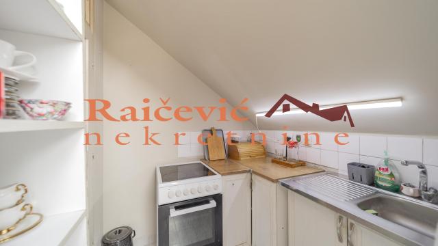 Stan, četvorosoban, Prodaja, 63m2, Bežanijska kosa 1, Novi Beograd, Ljubinke Bobic