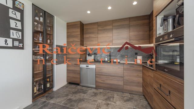 Stan, Trosoban, Prodaja, 99m2, Blok 58, Novi Beograd, Jurija Gagarina