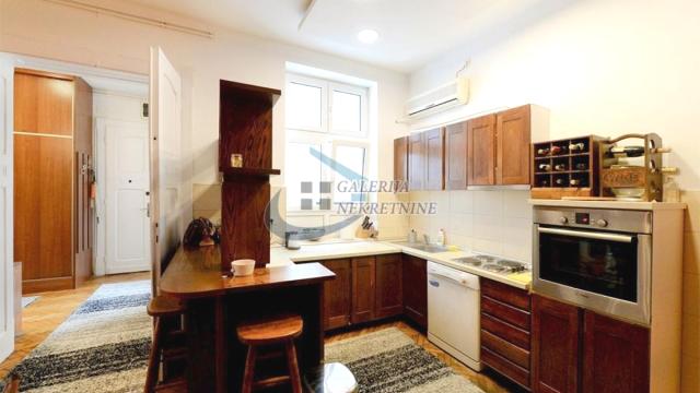 Stan, Trosoban, Prodaja, 86m2, Krunska, Vračar, Resavska